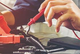 Praxiskurs - KFZ Smart Repair / Spot  Repair Praxiskurs - KFZ Smart Repair / Spot  Repair